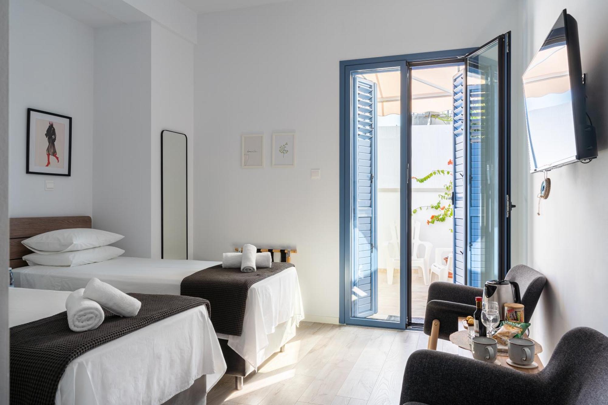 Le Voyageur By The Sea - Furnished Rooms Lárnaca Exterior foto